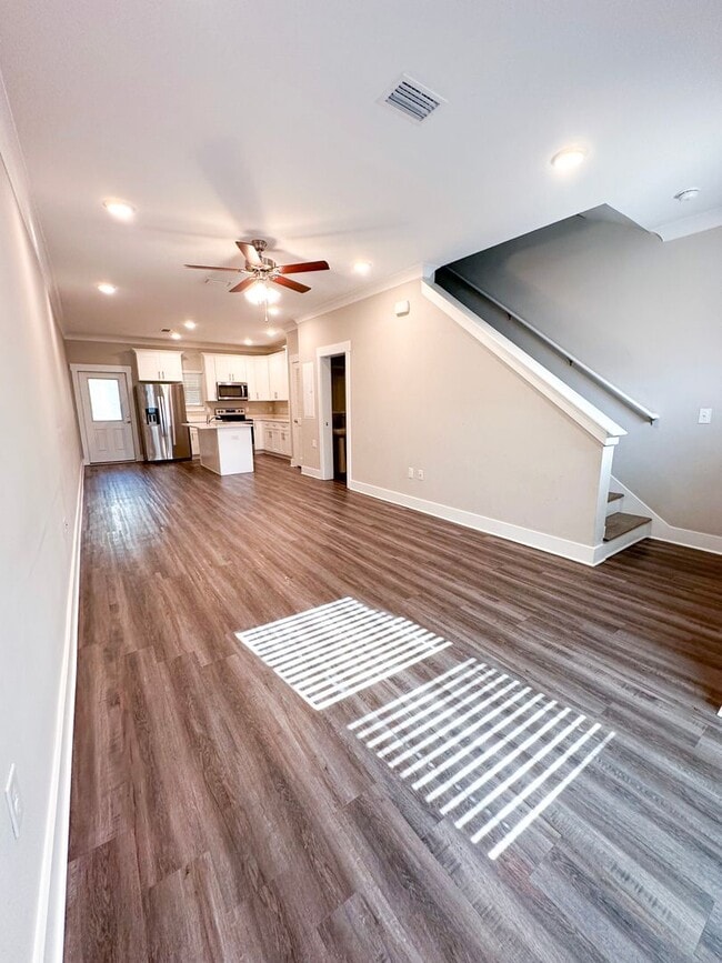 Photo - Centrally located townhome in The Verandas