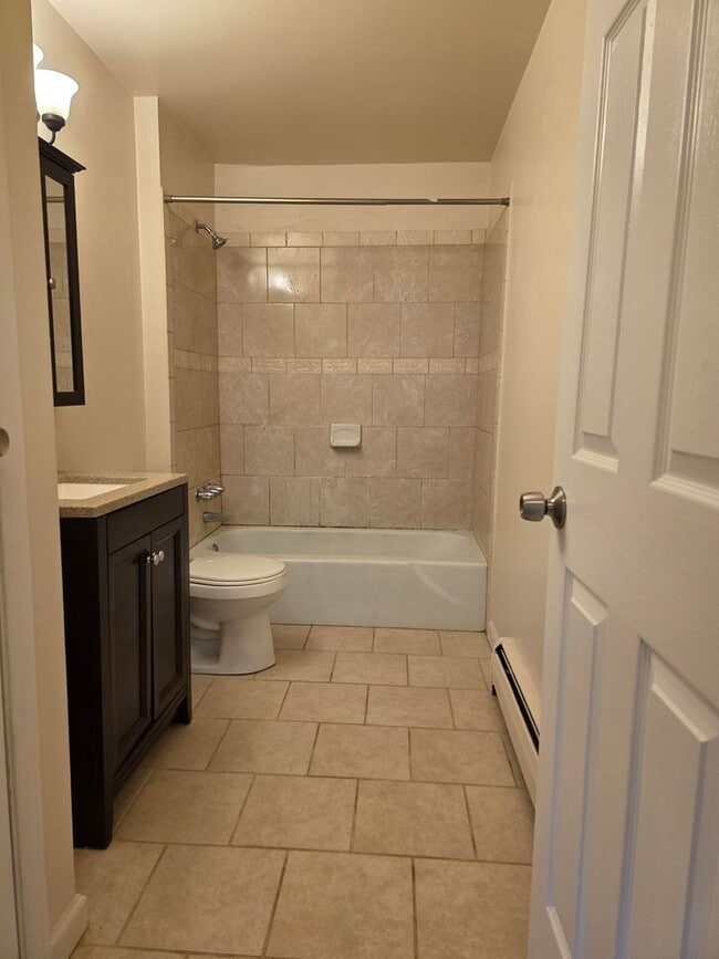 Photo - 1-Bedroom, 1-Bath Unit 454-F