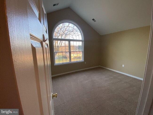 Photo - 47 Pikeview Dr