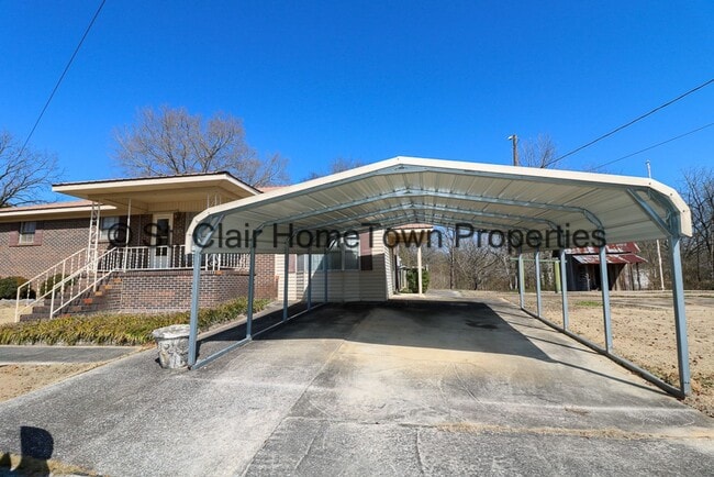 Photo - Ragland Rental