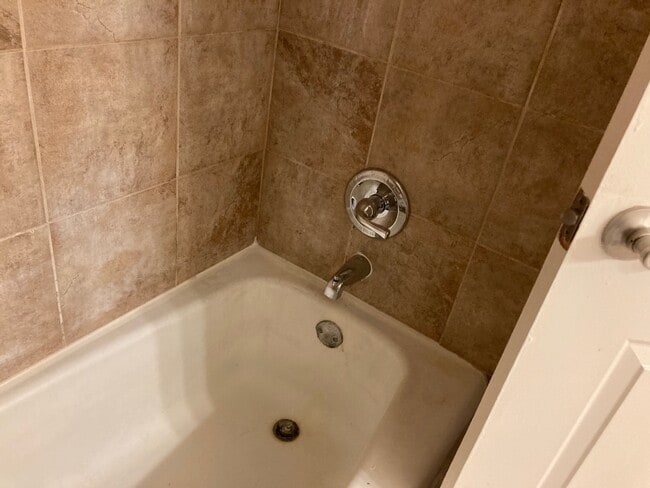 Photo - 25304 Shiawassee Cir Unidad 105