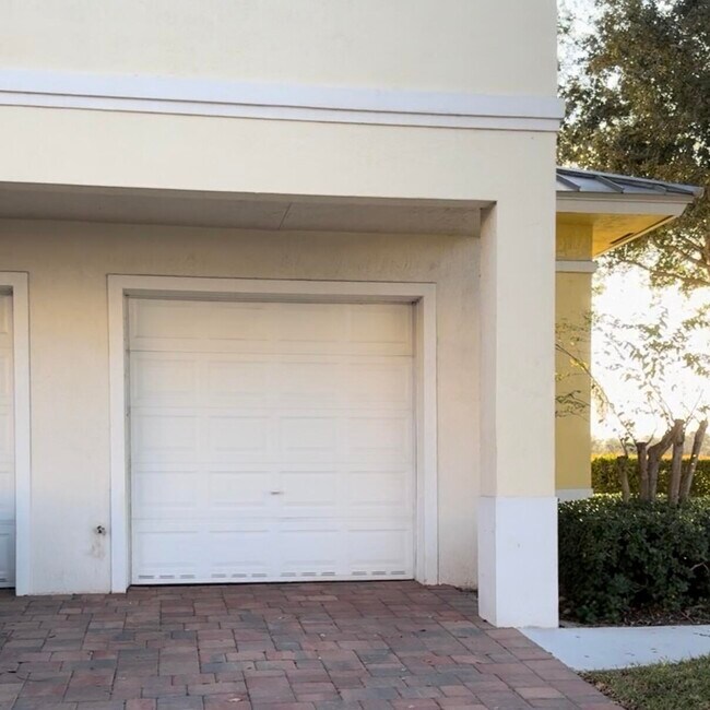 Photo - 10280 SW Stephanie Way