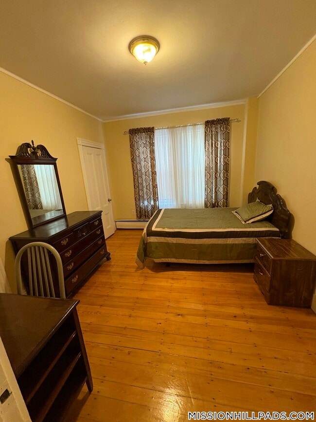 Photo - 123-125 Hillside St. Unit 1