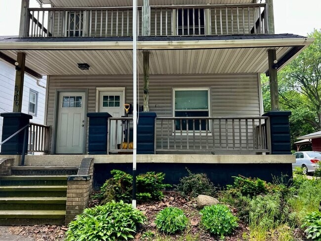Building Photo - 1417 Auburn Ave Unit Down Rental