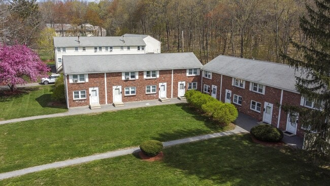 Oak Street Apartments