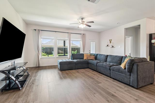 1310 Blossom Ct Dr