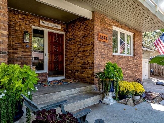 Photo - 1 Full Month Free Rent! North End Retreat ...