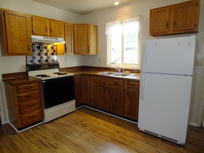 Building Photo - 420 W Montana St Unit 3