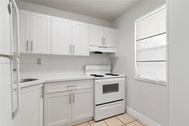 Photo - 17255 SW 95th Ave