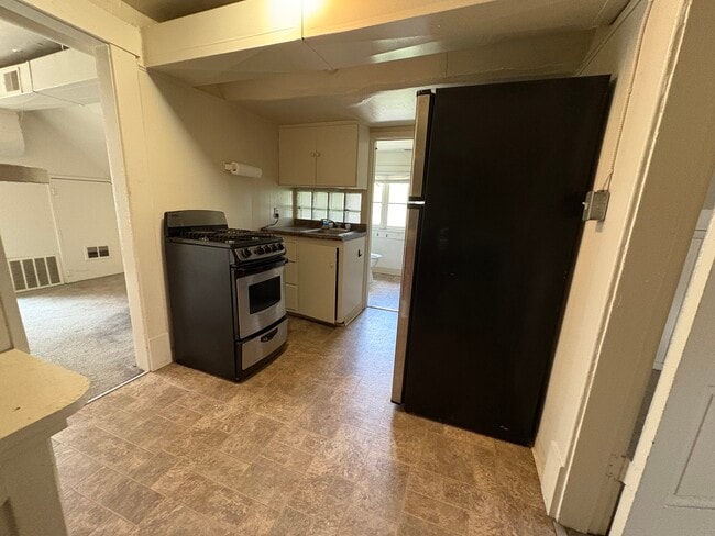 Building Photo - 2032 N 4th St Rental