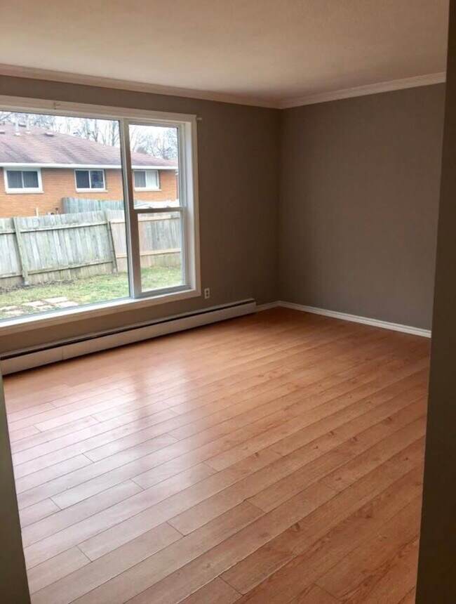 Photo - 18 Couture Dr Unit 3