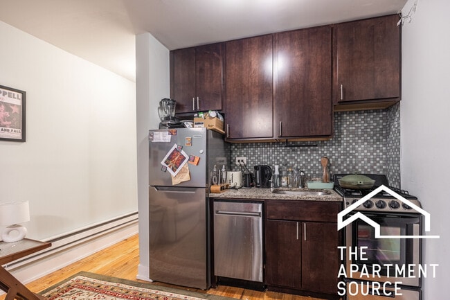 Photo - 809 W Cornelia Ave Unit 209