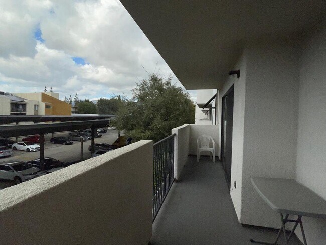 Photo - 17735 Kinzie St Unit 201