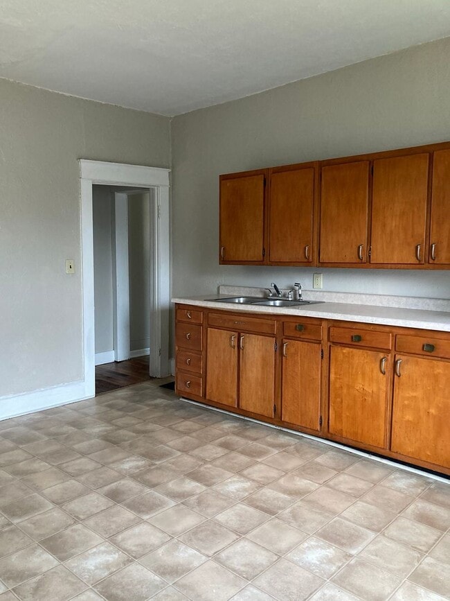 Photo - 128-130 N. 16th Unit 130 N. 16th