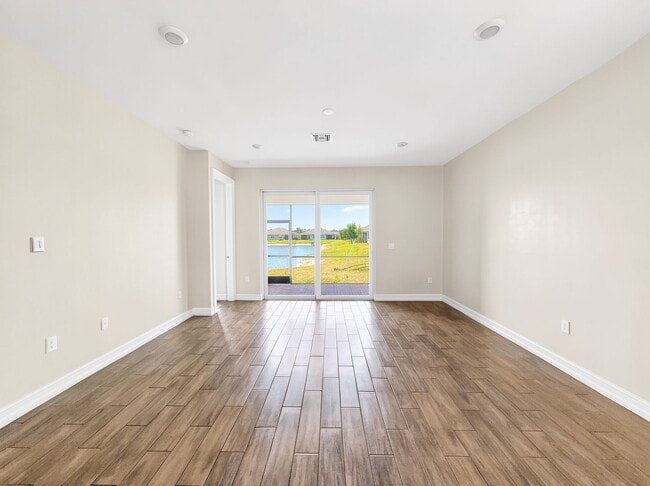 Photo - Live the Southwest Florida lifestyle in this lakefront villa in South Naples!