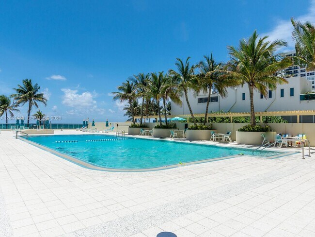 Photo - 2501 S Ocean Dr Unit 327