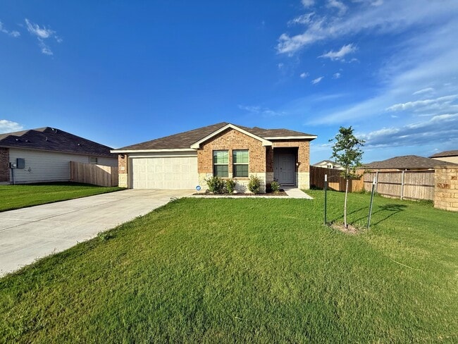 Photo - 2828 Gilchrist Dr House