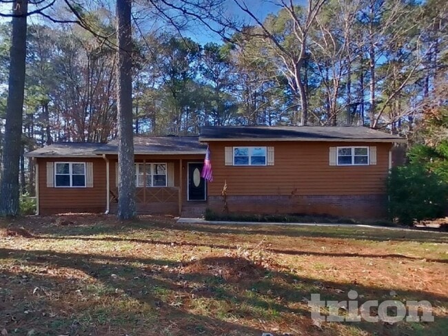 Photo - 2083 Skyhawk Ln