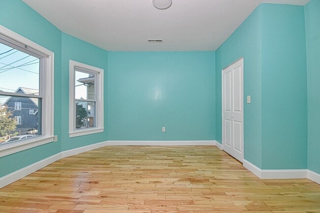 Photo - 11 Oakland Ave Unit 1