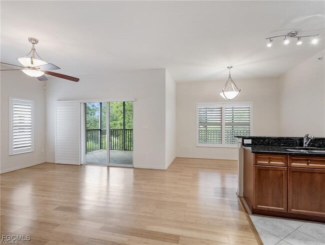 Photo - 10060 Lake Cove Dr Unit 102