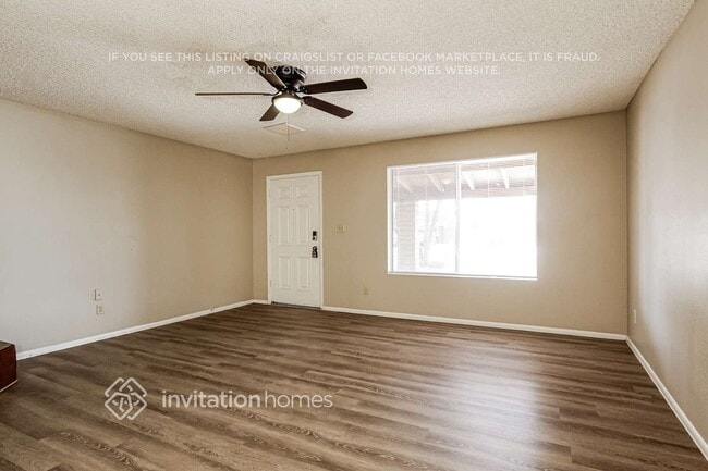 7556 W Turney Ave