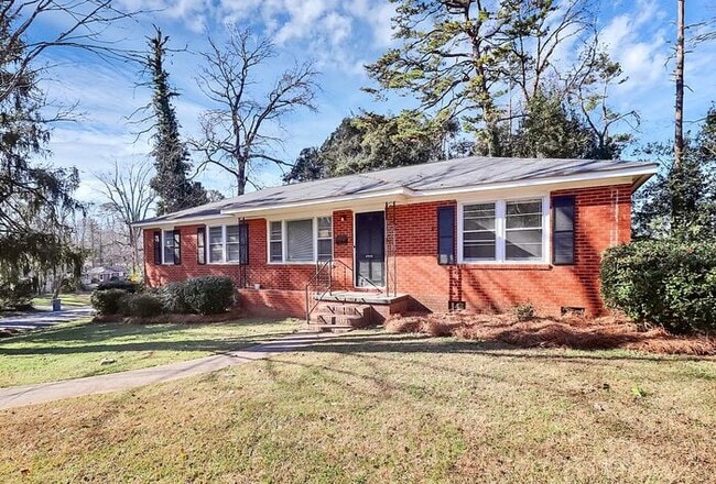 Photo - Charming 3BD/1BA Ranch Home