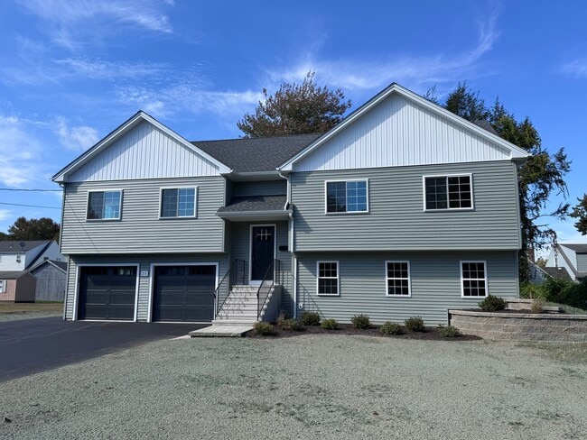 Photo - 21 Charles St