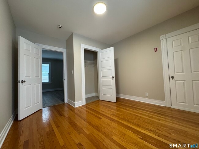Photo - 22 Dwight St