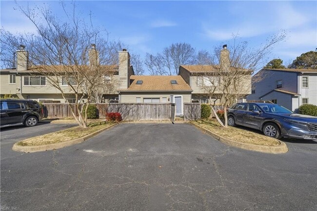 Building Photo - Salt Marsh Point