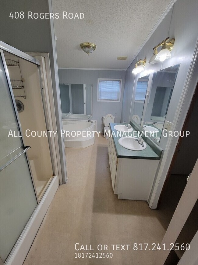 Photo - 408 Rogers Rd