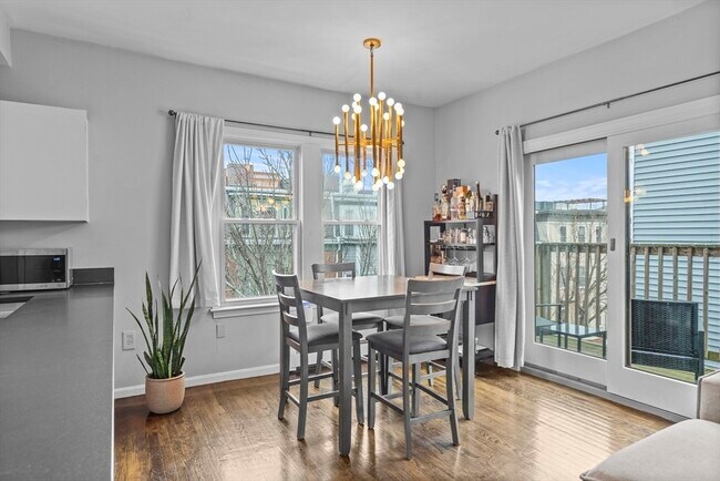 Photo - 52 H St Unit 2
