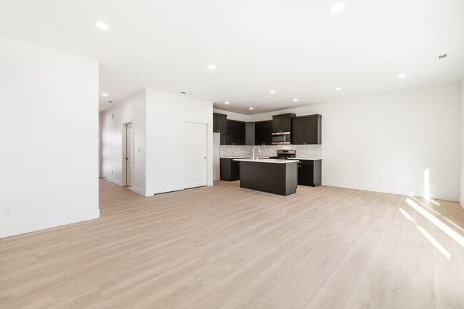 Photo - 1162 S Underwood Pl