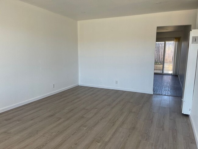 Photo - 21255 Madre St Unit #B