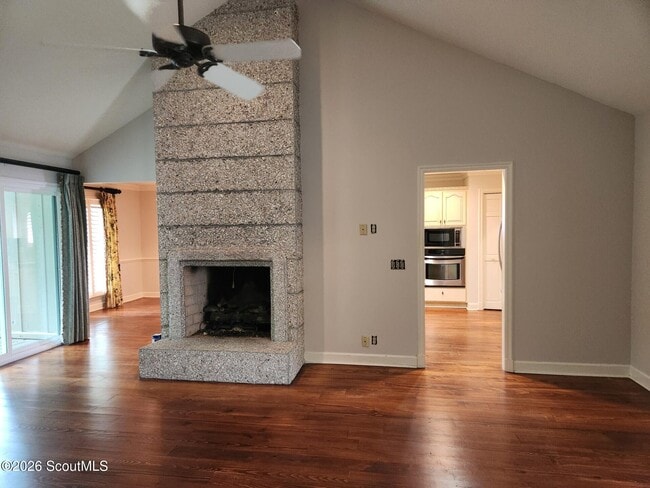 Photo - 103 Mews Cir