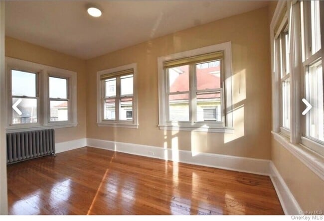Photo - 96 Grandview Ave