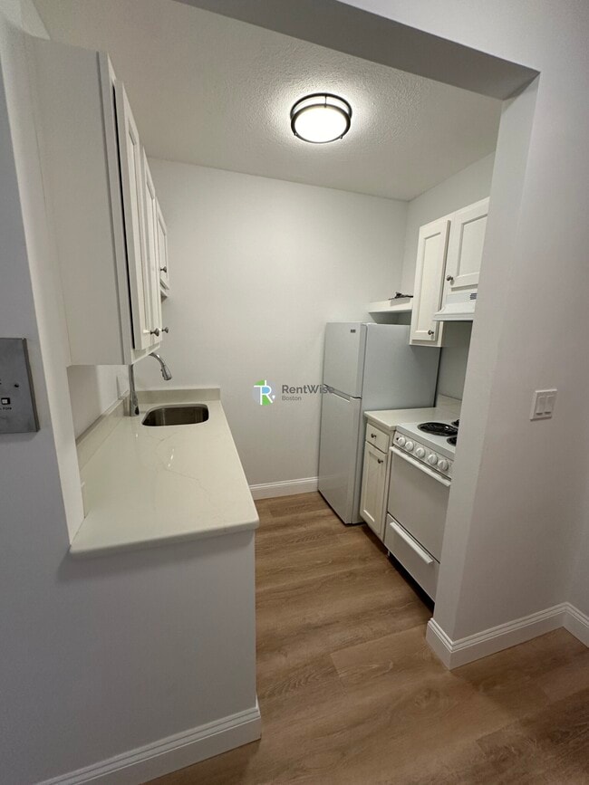 Photo - 111 Norway St Unit 404