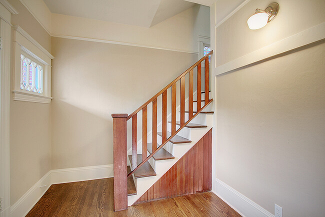 567 Valley St Unidad 5