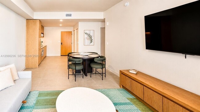Photo - 11 NE 6th St Unidad 212