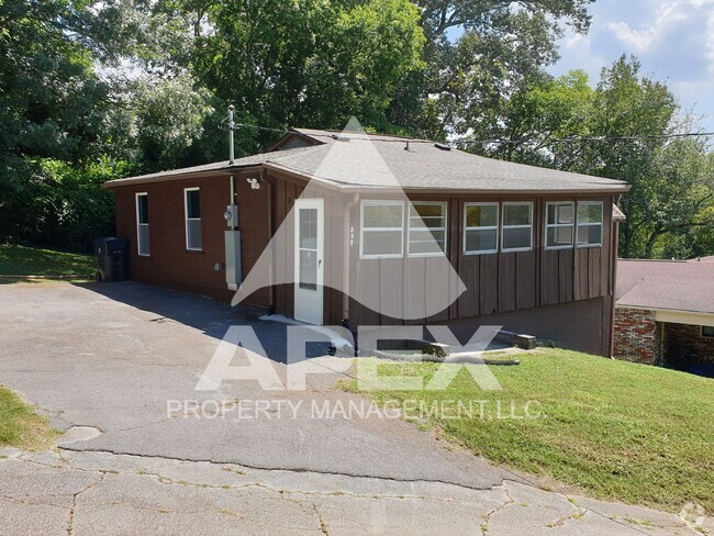 Building Photo - 2Bd - 1 Ba Single Family Home in South Kno...