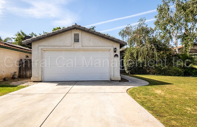 3 Bedroom/2 Bath Home Located in the North... - 3 Bedroom/2 Bath Home Located in the North...