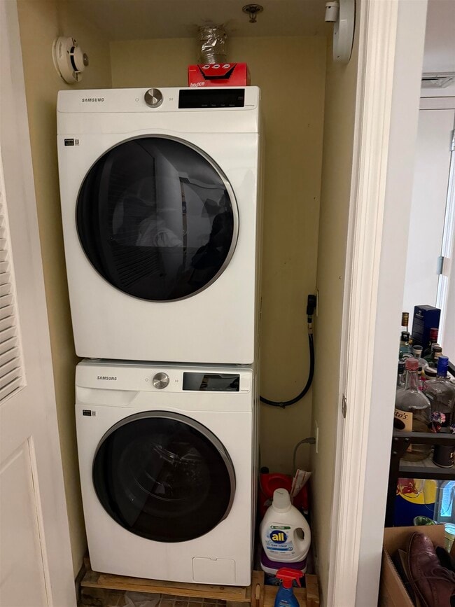 Photo - 528 Garden St Unidad B