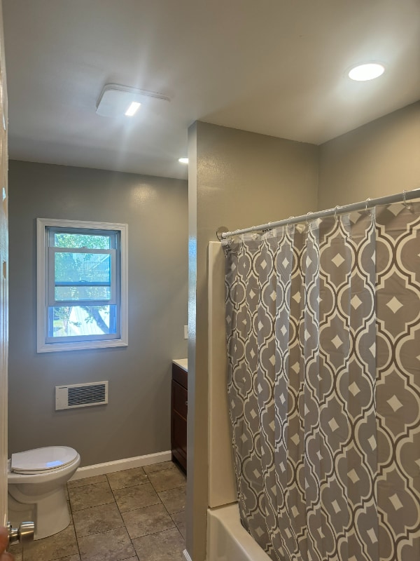 Photo - 21 S Loveland Ave