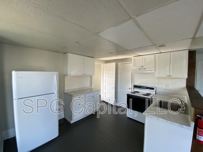 Photo - 62 W North St