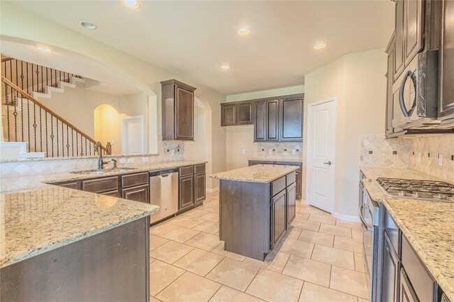 Photo - 4807 Basil Clear Trail