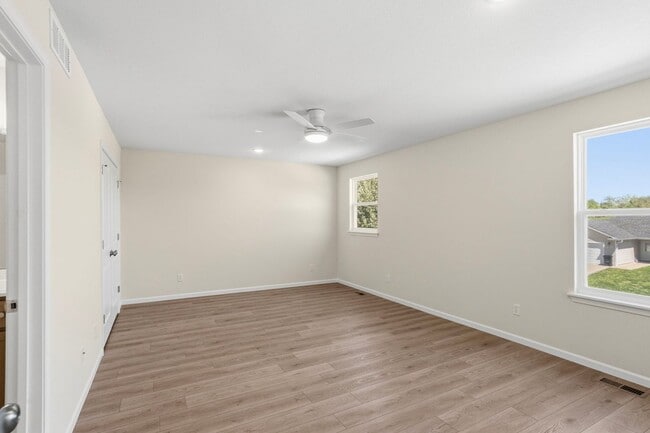Photo - 4919-4921 Silver Mill Dr. Unidad 4921 Silver Mill Dr.
