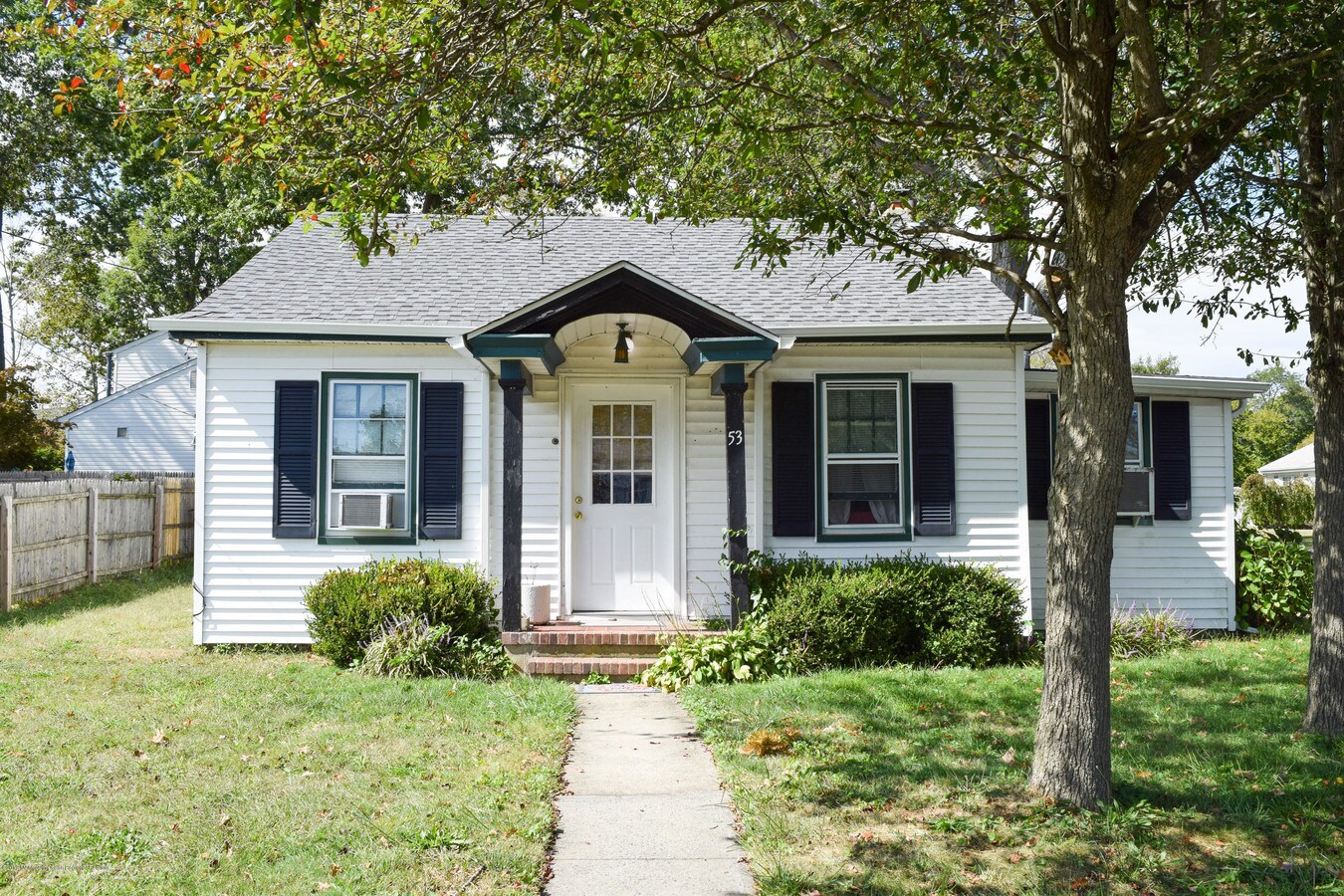 Photo - 53 Steiner Ave
