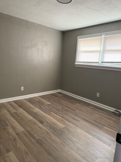 Photo - 95 Birchwood Ln