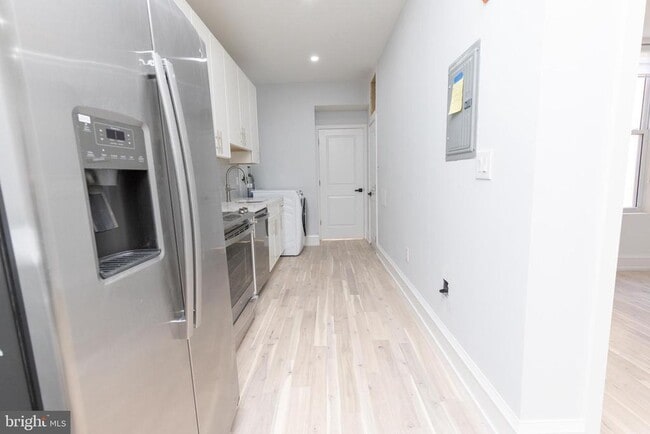 Photo - 1830 Pine St Unit 2R