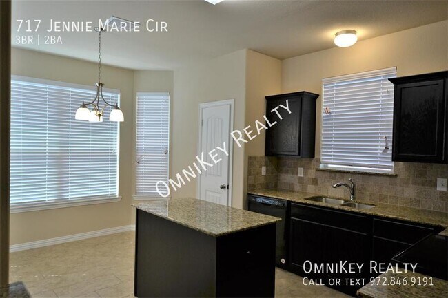 Photo - 717 Jennie Marie Cir
