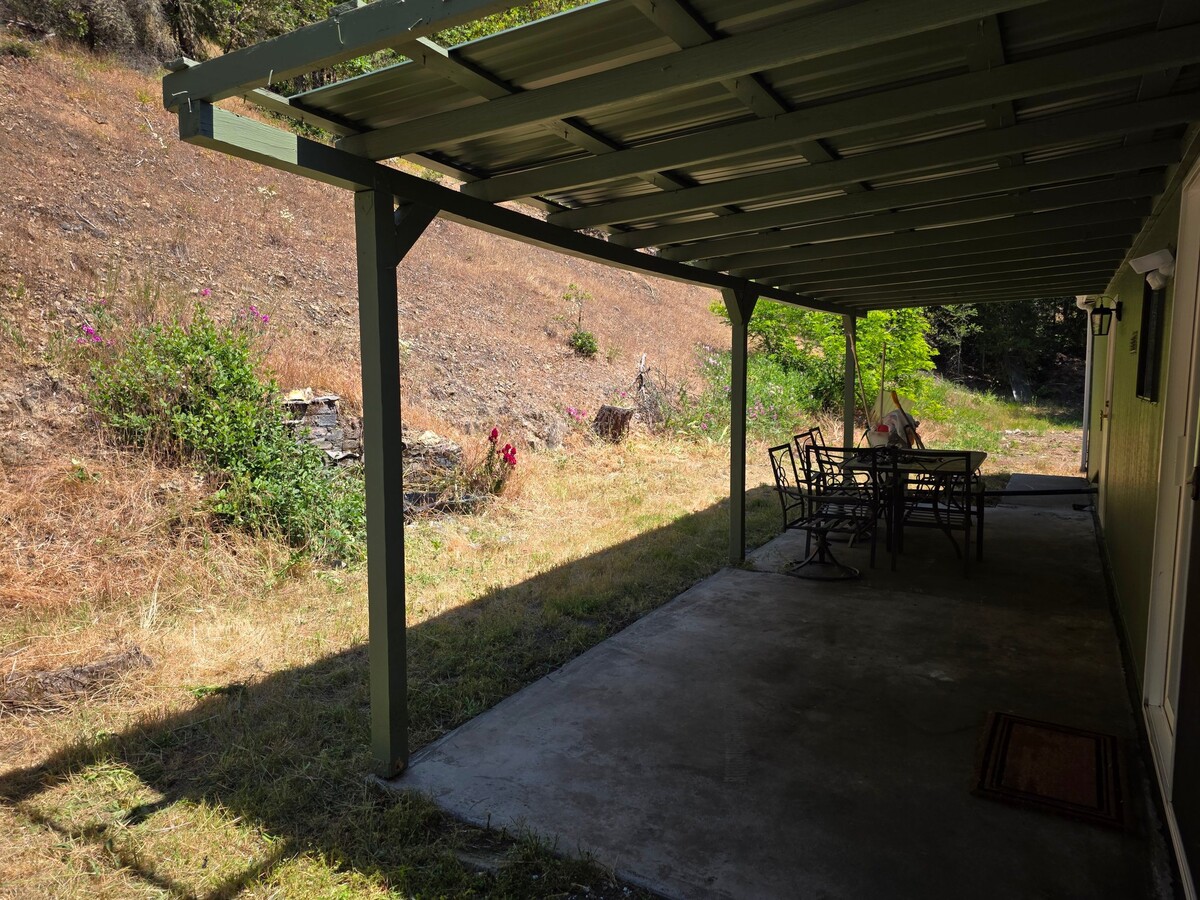 Photo - 331 Newt Gulch Rd
